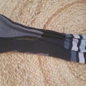 Chaussettes noires et grises