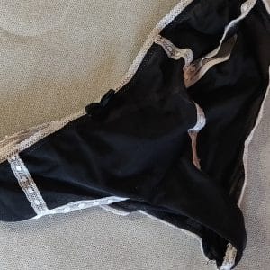 Petite culotte portée 5 jours avec orgasme