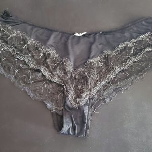 Culotte noire mi-dentelle
