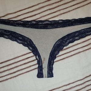 Tanga taché règles