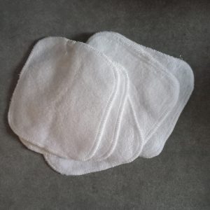 Carrés de coton souillés/imbibés