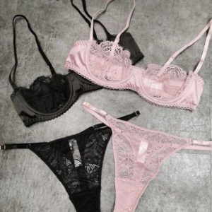 Vend culotte remplie de mouille