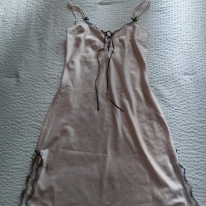 nuisette sensuelle rose poudré