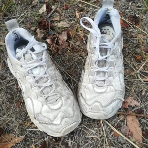 chaussures sketcher usées