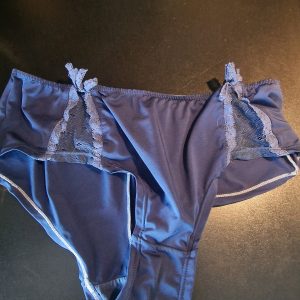 Culotte bleu souillé 48h