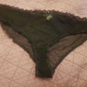 Culotte noire transparente