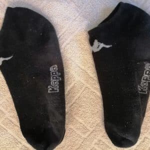 Chaussettes noires sales