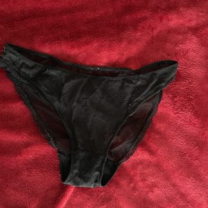 Culotte noir transparente