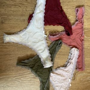 String 1j avec masturbation