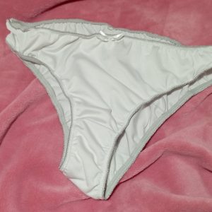 Petite culotte blanche à personnaliser