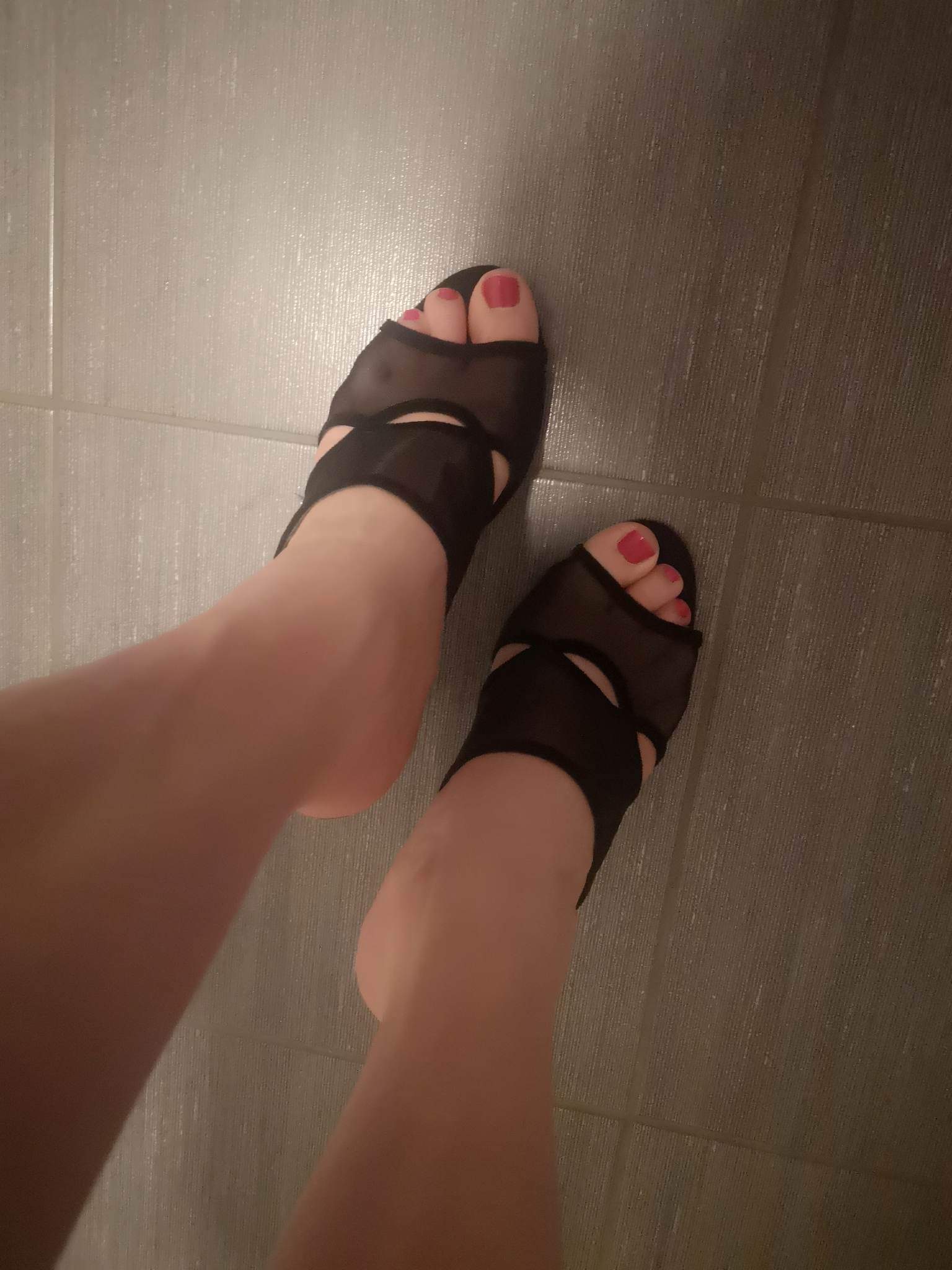 Petits_pieds_sexy1984 Petits_pieds_sexy1984