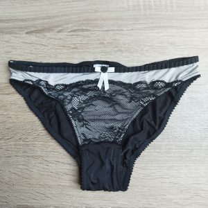 Ma culotte rempli de votre parfum au choix ☺️
