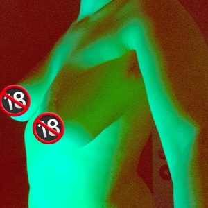 nude néon