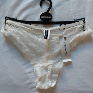 Dessous neuf porté exprès pour toi