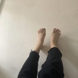 Photos de mes pieds partout