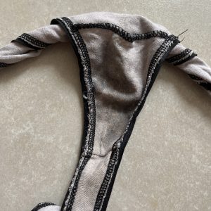 String porté pendant mon porno