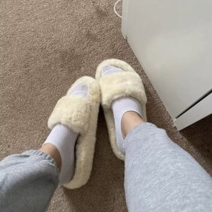 4 photos de pieds sur demande