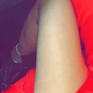 3 photos de mes jambes interminables