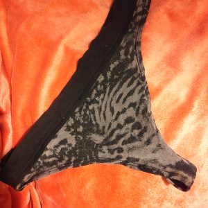 Petite culotte sale porter 2 jour
