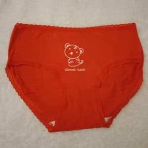 Ma culotte en coton rouge "Good Luck"