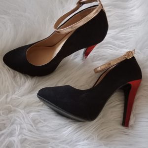 Mes chaussures à talons 1 (2 articles achetés le 3eme article gratuit)