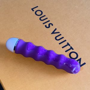 Sextoy mouillé 💦✨