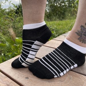 Chaussettes neuves sales portées 3 jours - noires & blanches