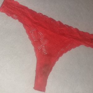 Tanga brésilien super crade porté 3 semaines non stop !! Odeur degueu assurée !