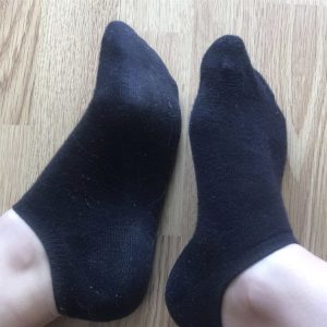 Mes petites chaussettes noires portées 3 jours 🦶🏻💦