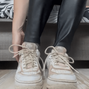 Vidéo pieds + je parle