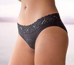 2 culottes porté pdt rapport sexuel lesbien