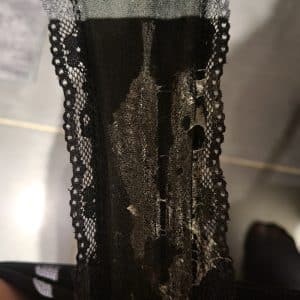 Douceur du jour, tanga souillé bien trempé