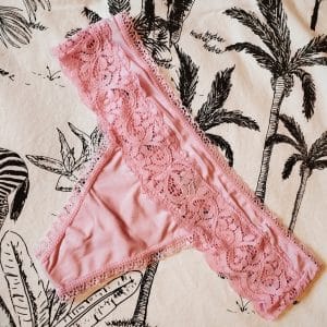 ☀️ Pack 👙 string dentelle rose + 4 photos ❤️🔥