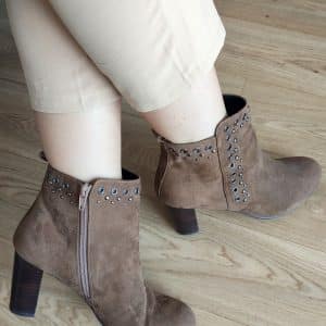 Bottines en daim à talon