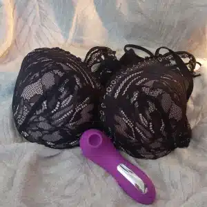 Soutien gorge noir et beige