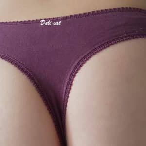 Tanga string uni bordeaux