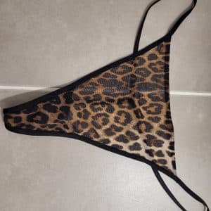 Culotte string sale et sauvage ! Portée le 15 janvier