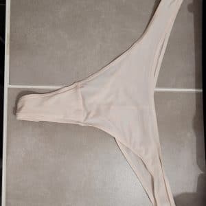 Culotte string sale au cinéma ! Portée le 16 janvier