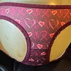 culotte classique en polyesters rouge avec imprimer coeur