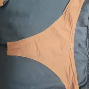 Culotte string sale et excitée - 26 février
