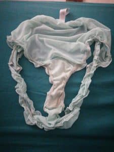 Culotte à froufrou