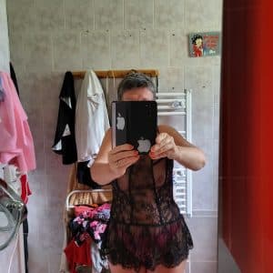 Nuisette noire transparente