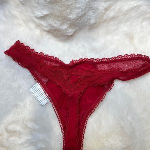 string tout mouillé