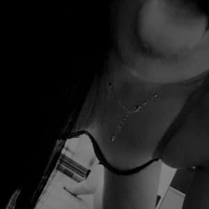 Je suis tellement chaude... 🔞🔞 Vidéo privée sur demande.