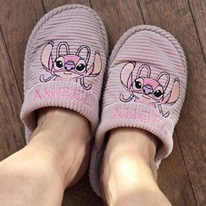 Chaussons portés sales et qui puent