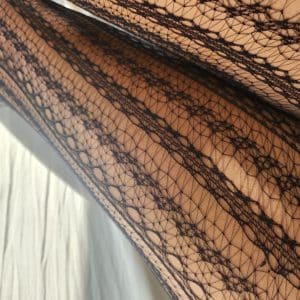 Mes collants résille remplis de squirt et de crème
