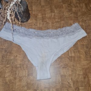 Vente de culottes portées