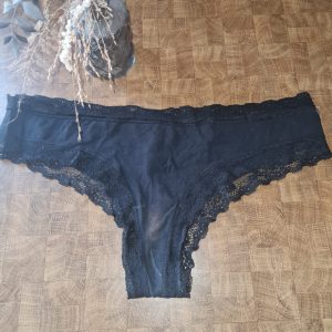 Vente de culottes portées