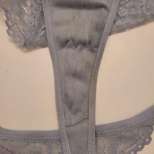 Culotte string sale et strip poker !
