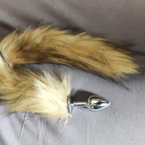 5 photos avec plug anal queue de renarde 🔥🔥